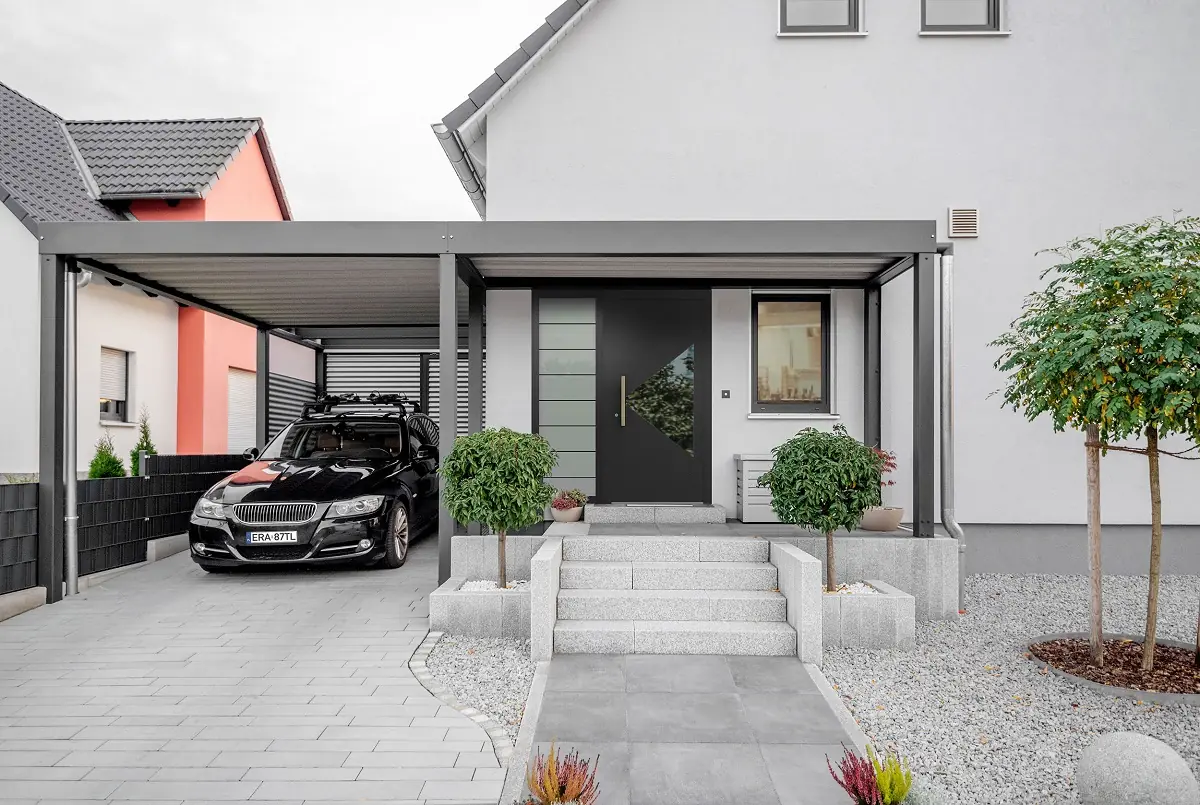 Split ALU — Budvar aluminium door
